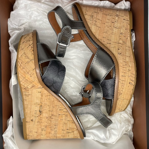 Womens Wedge *Coach* - Picture 4 of 6